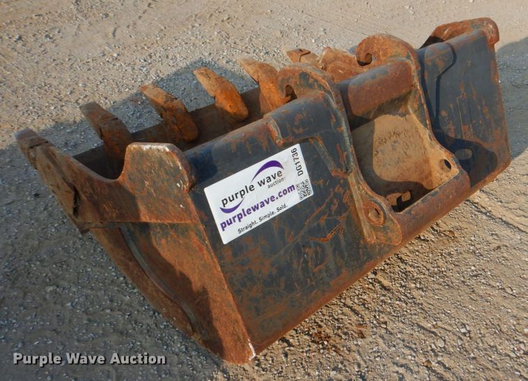 image for item DG1736 34"W excavator bucket