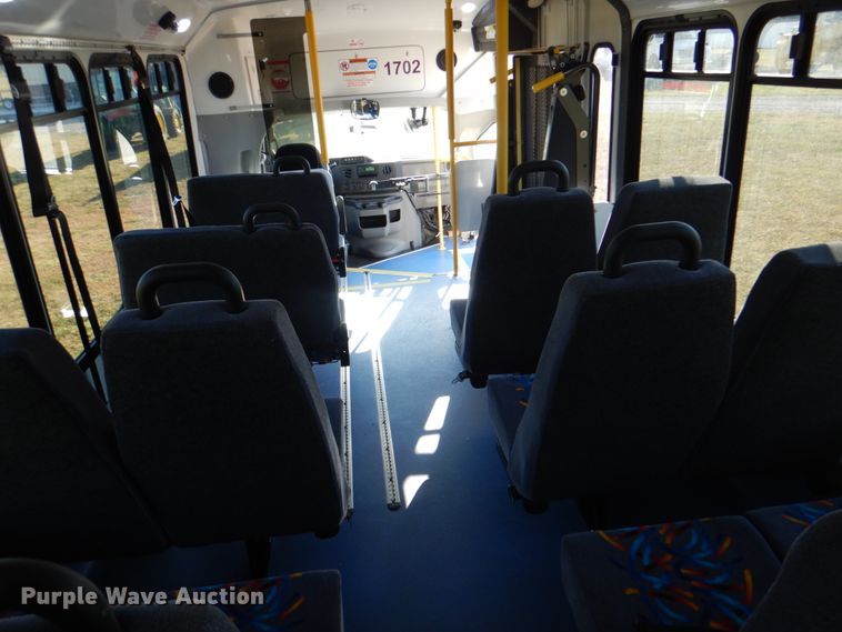 image for item DG1786 2017 Ford E450  shuttle bus