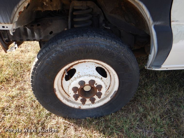 image for item DG1786 2017 Ford E450  shuttle bus