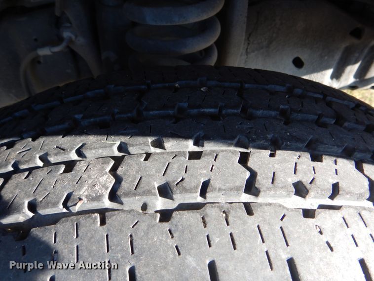 image for item DG1786 2017 Ford E450  shuttle bus