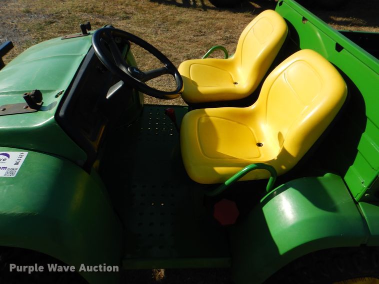 image for item DG1787 2000 John Deere Gator 6X4  utility vehicle