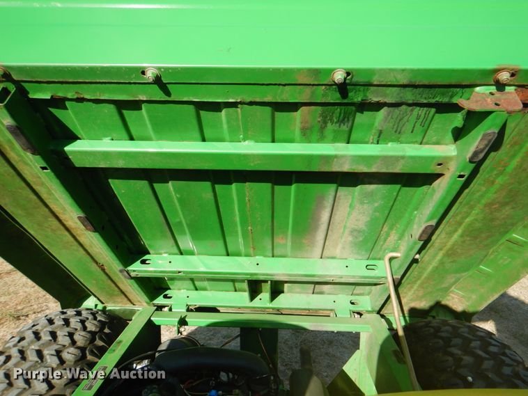 image for item DG1787 2000 John Deere Gator 6X4  utility vehicle