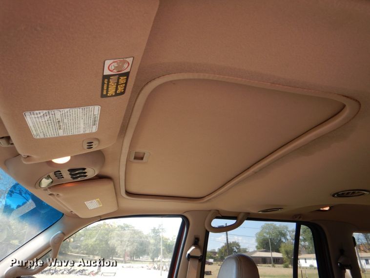 image for item DG1813 2001 Ford Expedition  SUV
