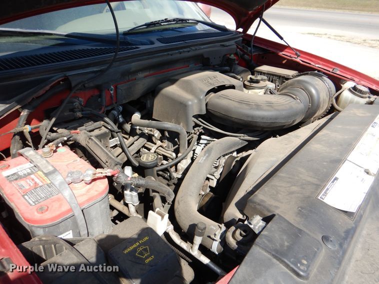 image for item DG1813 2001 Ford Expedition  SUV