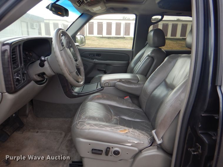 image for item DG1831 2003 GMC Yukon Denali  SUV