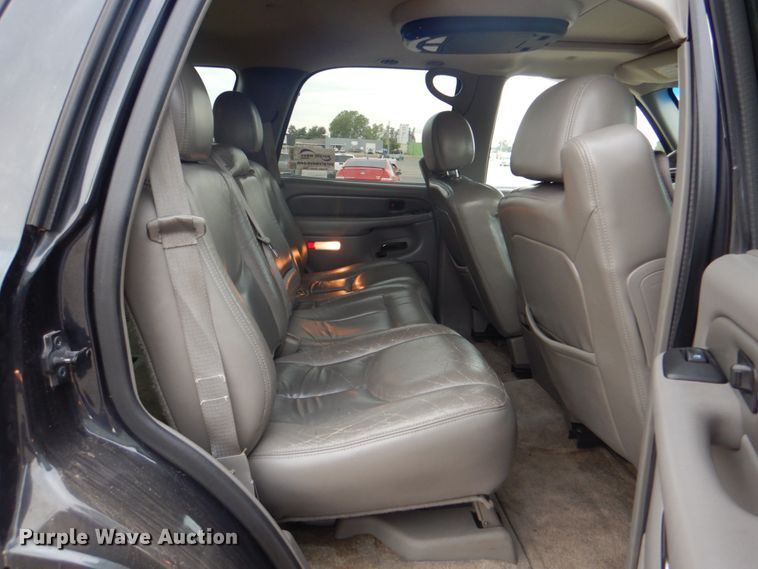 image for item DG1831 2003 GMC Yukon Denali  SUV