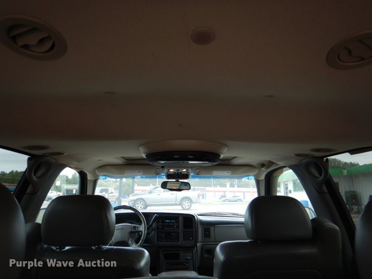 image for item DG1831 2003 GMC Yukon Denali  SUV