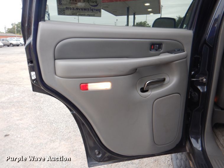 image for item DG1831 2003 GMC Yukon Denali  SUV