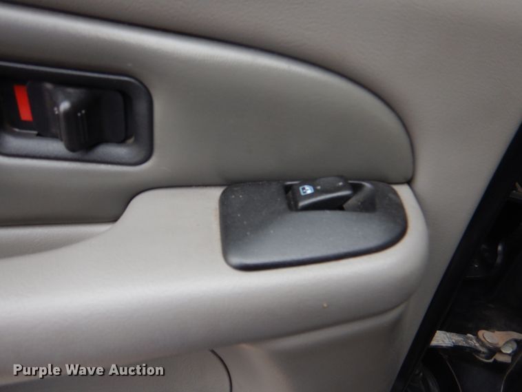 image for item DG1831 2003 GMC Yukon Denali  SUV