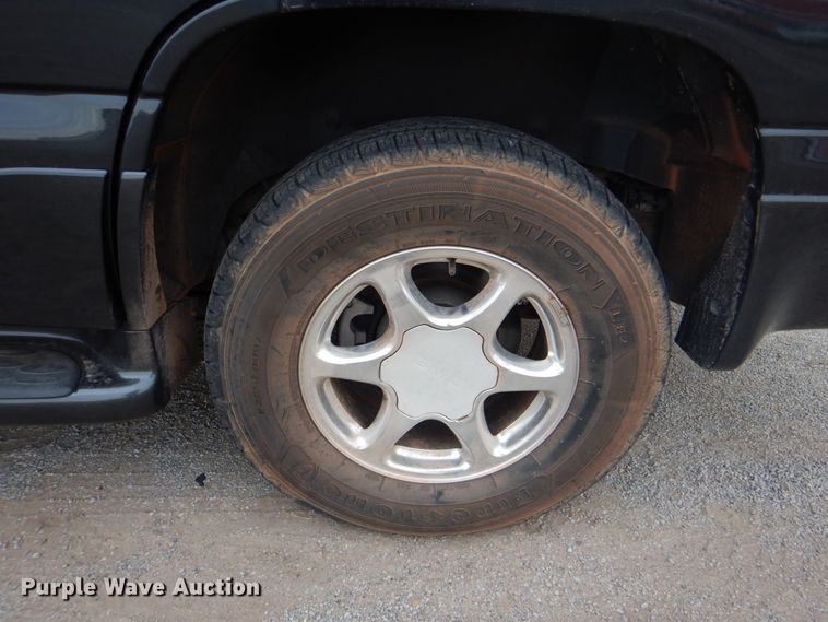 image for item DG1831 2003 GMC Yukon Denali  SUV