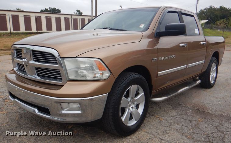 image for item DG1832 2012 Dodge Ram 1500  Crew Cab pickup truck