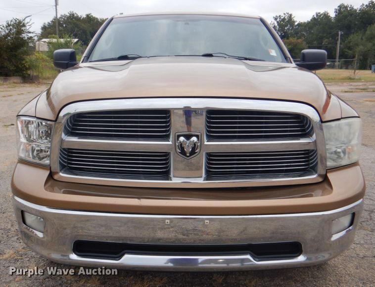 image for item DG1832 2012 Dodge Ram 1500  Crew Cab pickup truck