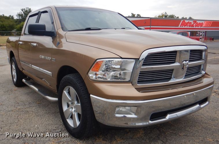image for item DG1832 2012 Dodge Ram 1500  Crew Cab pickup truck