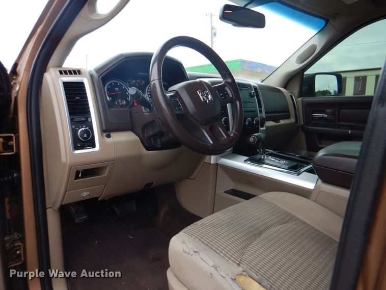 image for item DG1832 2012 Dodge Ram 1500  Crew Cab pickup truck