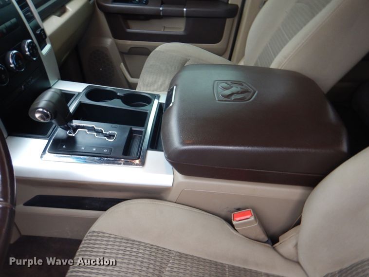 image for item DG1832 2012 Dodge Ram 1500  Crew Cab pickup truck