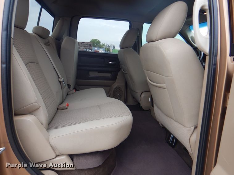 image for item DG1832 2012 Dodge Ram 1500  Crew Cab pickup truck