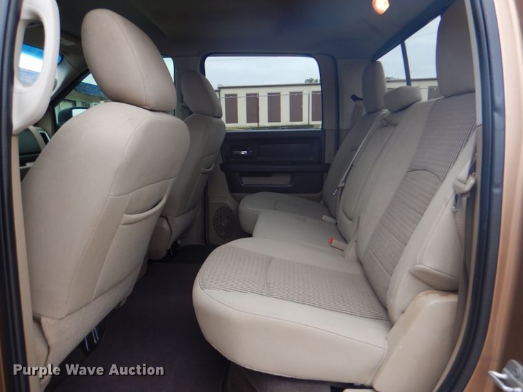 image for item DG1832 2012 Dodge Ram 1500  Crew Cab pickup truck