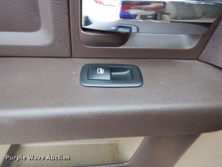 image for item DG1832 2012 Dodge Ram 1500  Crew Cab pickup truck