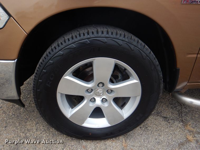 image for item DG1832 2012 Dodge Ram 1500  Crew Cab pickup truck