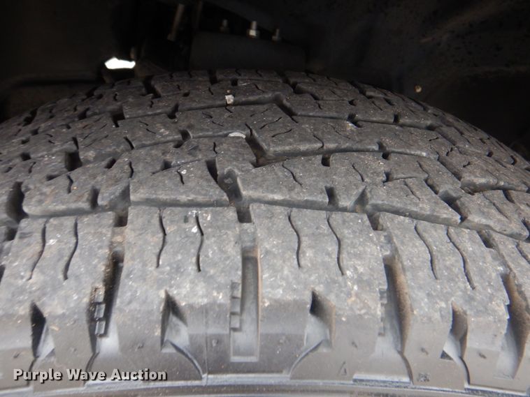 image for item DG1832 2012 Dodge Ram 1500  Crew Cab pickup truck