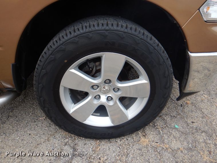 image for item DG1832 2012 Dodge Ram 1500  Crew Cab pickup truck