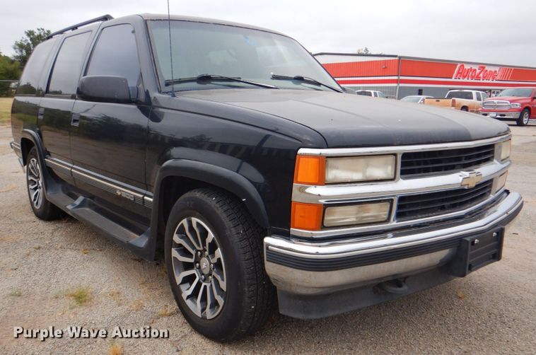 image for item DG1833 1996 Chevrolet Tahoe  SUV