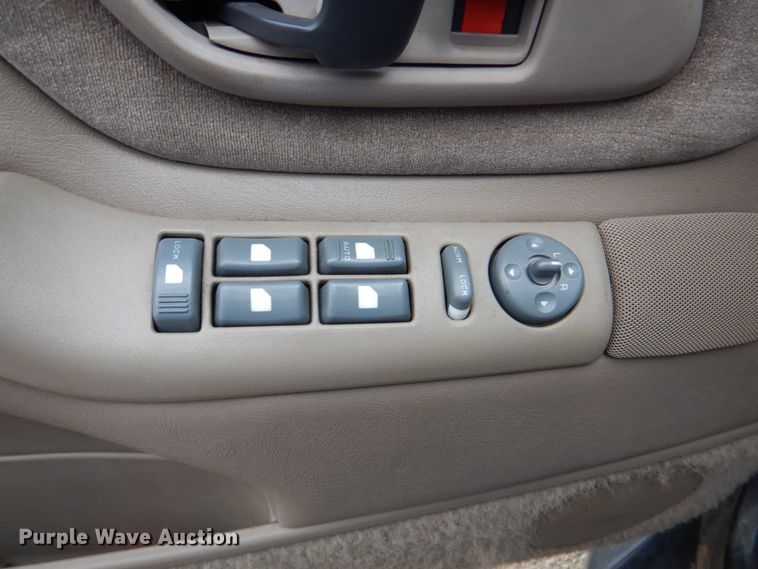 image for item DG1833 1996 Chevrolet Tahoe  SUV