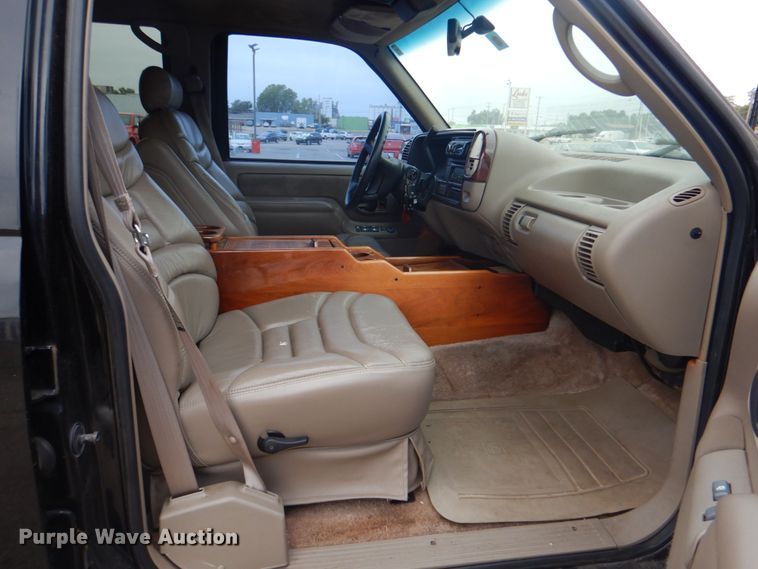 image for item DG1833 1996 Chevrolet Tahoe  SUV