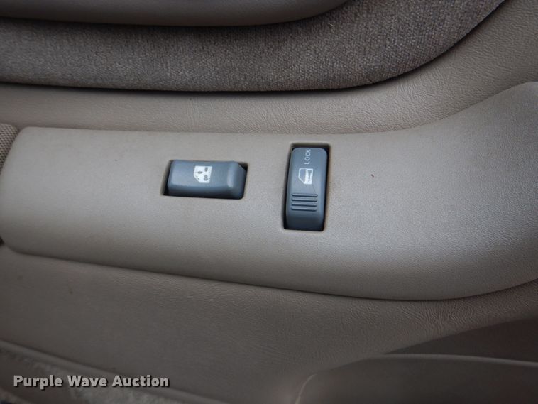 image for item DG1833 1996 Chevrolet Tahoe  SUV