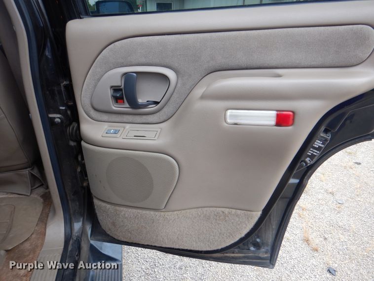 image for item DG1833 1996 Chevrolet Tahoe  SUV