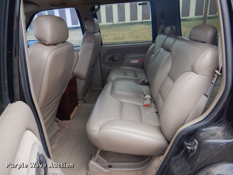 image for item DG1833 1996 Chevrolet Tahoe  SUV