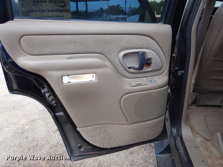 image for item DG1833 1996 Chevrolet Tahoe  SUV