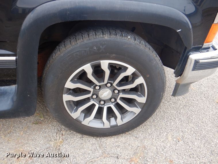 image for item DG1833 1996 Chevrolet Tahoe  SUV