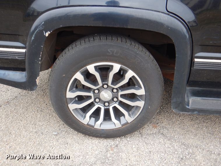 image for item DG1833 1996 Chevrolet Tahoe  SUV