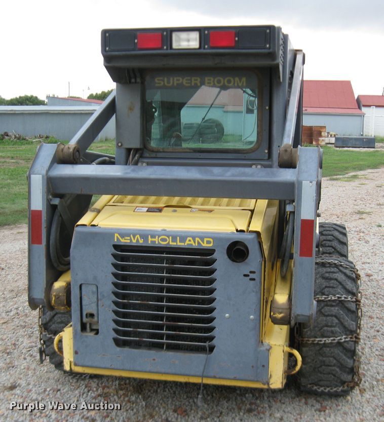 image for item DI2769 2001 New Holland LS170  skid steer loader
