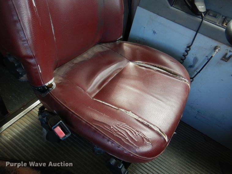 image for item DI5303 2005 Blue Bird All American  school bus