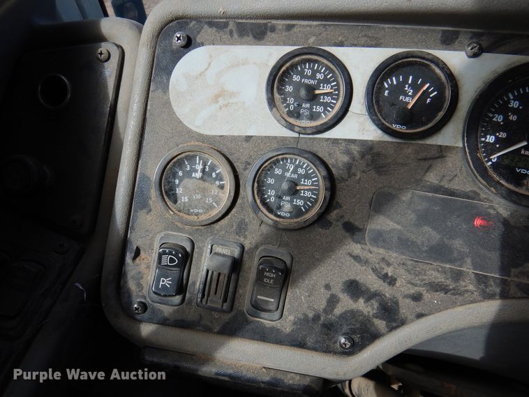 image for item DI5303 2005 Blue Bird All American  school bus