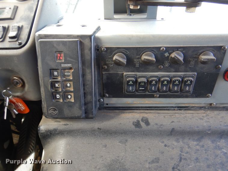 image for item DI5303 2005 Blue Bird All American  school bus