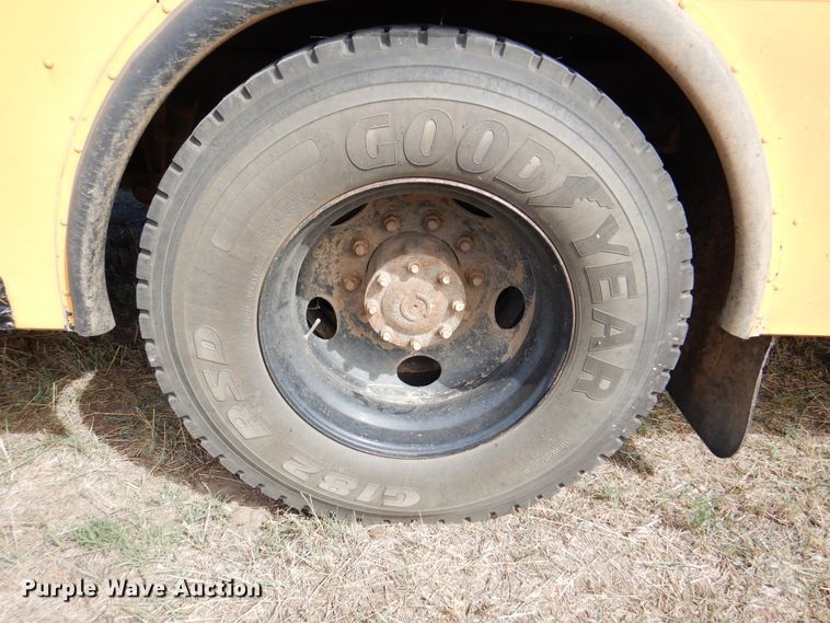 image for item DI5303 2005 Blue Bird All American  school bus