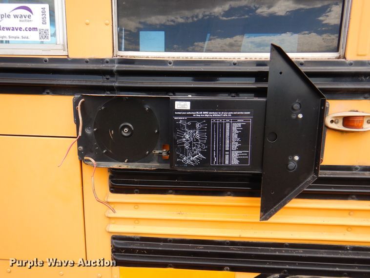 image for item DI5304 2000 Blue Bird TC2000  school bus