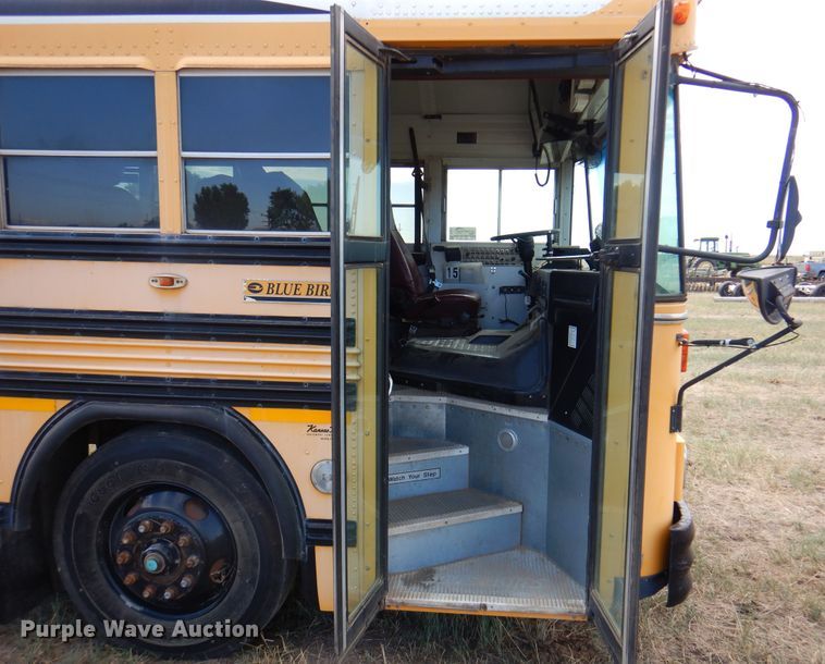 image for item DI5304 2000 Blue Bird TC2000  school bus
