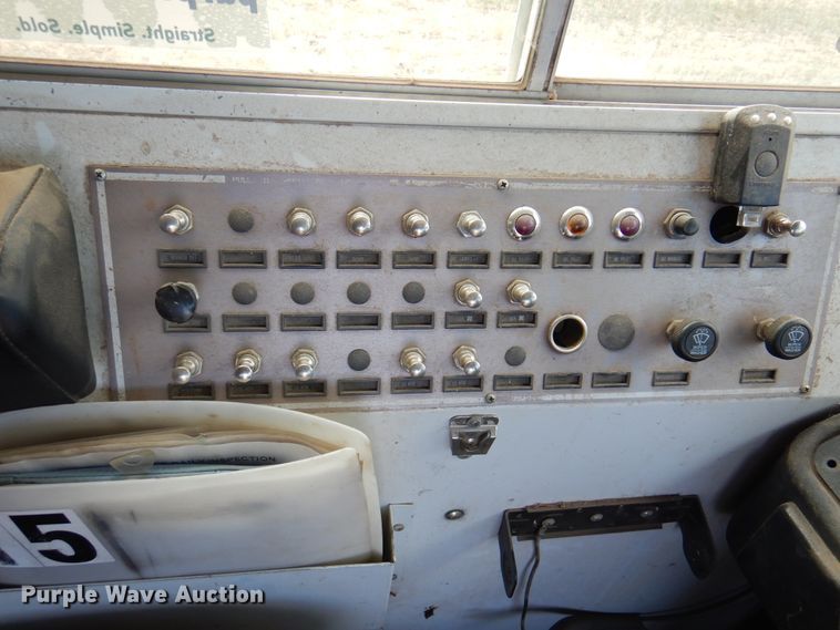 image for item DI5304 2000 Blue Bird TC2000  school bus