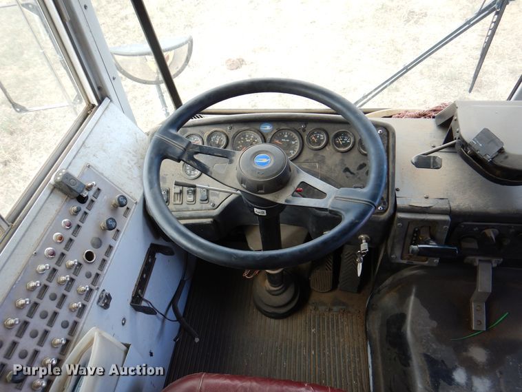 image for item DI5304 2000 Blue Bird TC2000  school bus