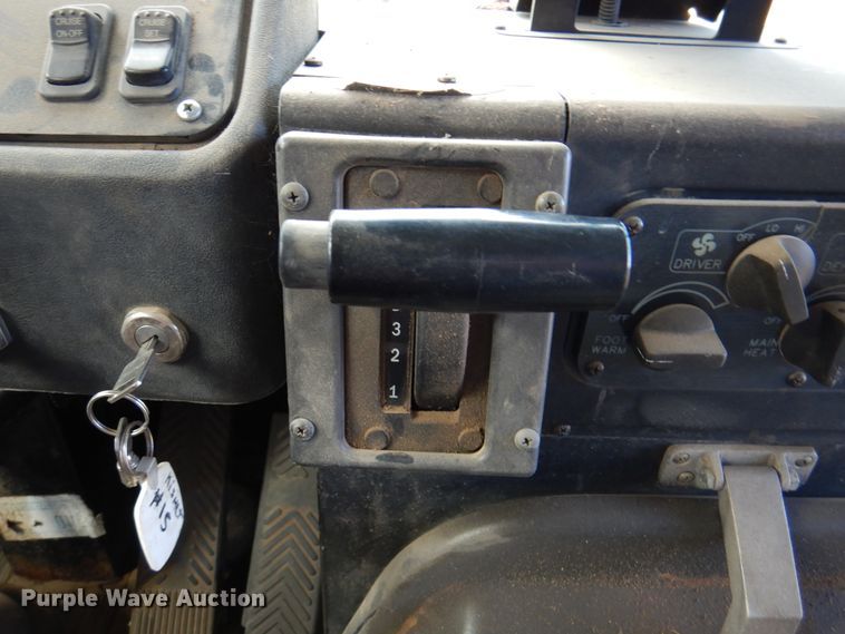 image for item DI5304 2000 Blue Bird TC2000  school bus