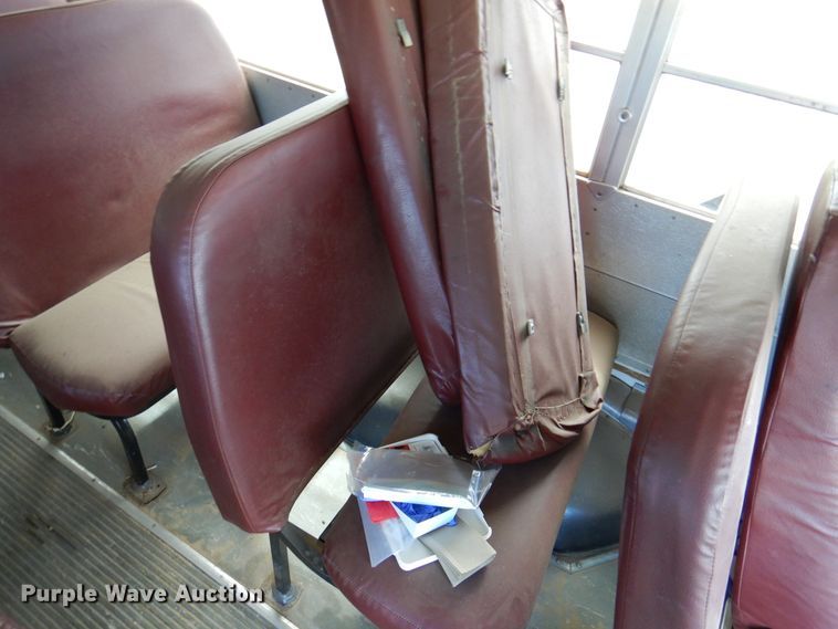 image for item DI5304 2000 Blue Bird TC2000  school bus