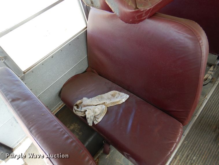 image for item DI5304 2000 Blue Bird TC2000  school bus