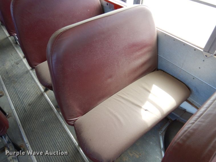 image for item DI5304 2000 Blue Bird TC2000  school bus