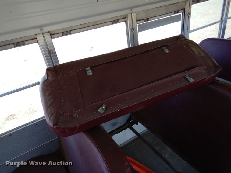 image for item DI5304 2000 Blue Bird TC2000  school bus