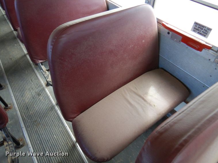 image for item DI5304 2000 Blue Bird TC2000  school bus