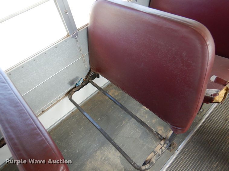 image for item DI5304 2000 Blue Bird TC2000  school bus